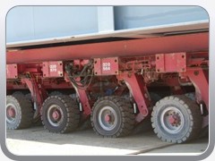 778773-ruedas-de-gran-modular-carga-pesada-unidad-de-transporte-con-una-estructura-de-acero